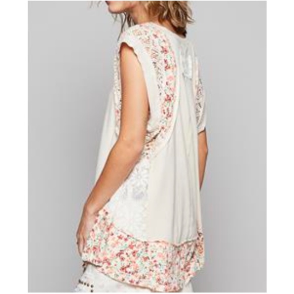 POL Cream Floral Print button Lace Tunic Tank Top - Picture 2 of 5